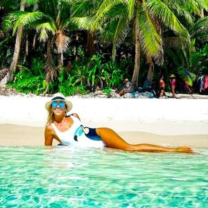 Kenny Flowers Watercolors Toucan One Piece Swimsuit. NWT.